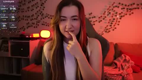 Meg  online show from October 2025 01:06:01 AM