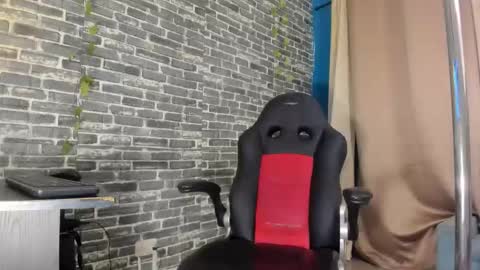 Samy   online show from October 2025 11:24:01 AM