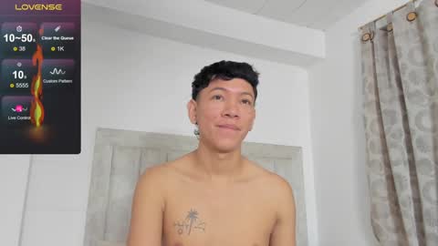 Snapshot of iamjulian_ chatting on December 2024 10:56:02 AM Juliiiiian online show from December 2024 10:56:02 AM