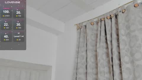 Snapshot of iamjulian_ chatting on February 2025 02:16:02 PM Juliiiiian online show from February 2025 02:16:02 PM