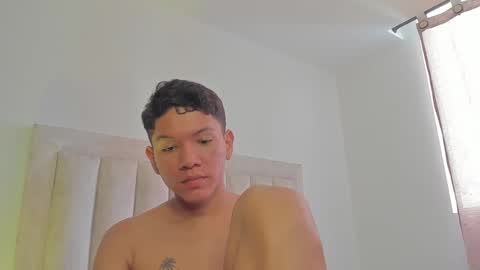 Snapshot of iamjulian_ chatting on March 2025 02:32:01 PM Juliiiiian online show from March 2025 02:32:01 PM