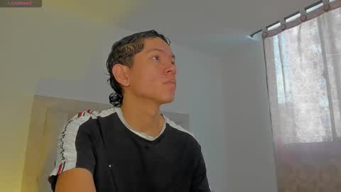 Snapshot of iamjulian_ chatting on September 2025 12:37:01 PM Juliiiiian online show from September 2025 12:37:01 PM