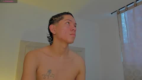 Snapshot of iamjulian_ chatting on September 2025 11:45:01 AM Juliiiiian online show from September 2025 11:45:01 AM