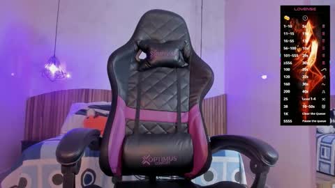 Snapshot of iamnayuta chatting on November 2025 07:48:02 PM Nayuta online show from November 2025 07:48:02 PM