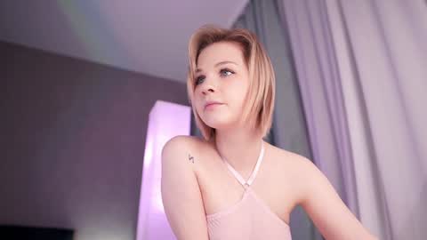 Snapshot of iamninamint chatting on January 2025 05:30:02 PM Nina online show from January 2025 05:30:02 PM