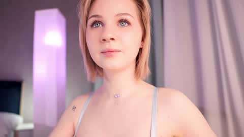 Snapshot of iamninamint chatting on January 2025 06:58:02 PM Nina online show from January 2025 06:58:02 PM