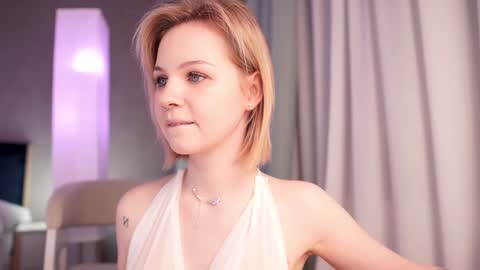 Snapshot of iamninamint chatting on January 2025 10:02:01 PM Nina online show from January 2025 10:02:01 PM