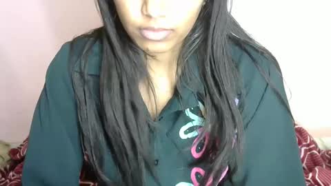 iamHotTaara online show from January 2025 01:24:01 PM