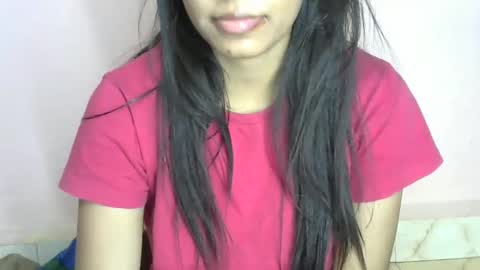 iamHotTaara online show from February 2025 08:01:01 AM