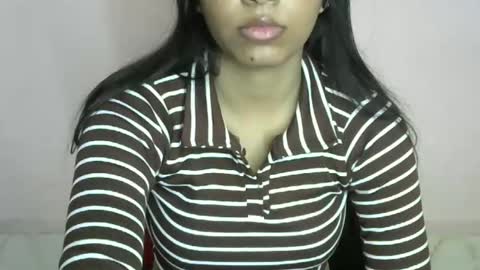 iamHotTaara online show from February 2025 07:33:02 AM