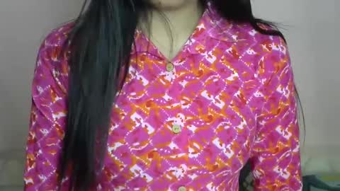 iamHotTaara online show from February 2025 06:08:02 PM
