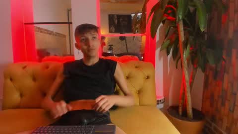 Thiago online show from January 2025 03:35:01 AM