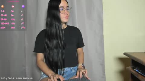 Violeta online show from February 2025 09:24:01 AM