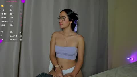 Violeta online show from March 2025 11:17:01 AM