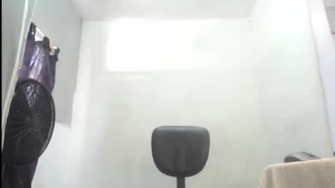 Snapshot of ian_tuner chatting on October 2025 06:09:01 PM ian_tuner online show from October 2025 06:09:01 PM