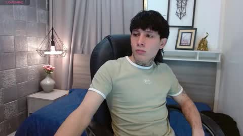 Snapshot of iancute_ chatting on October 2025 08:14:02 PM ian online show from October 2025 08:14:02 PM