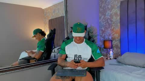 Ian White online show from September 2025 08:55:02 PM