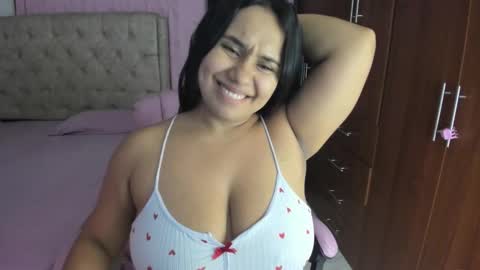 Daniela online show from November 2025 07:13:02 PM