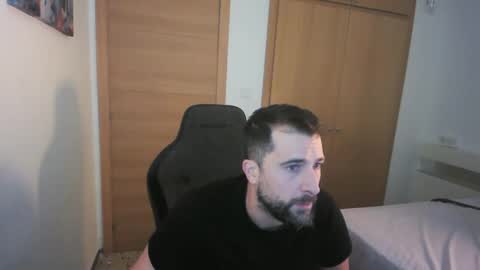 Snapshot of iberian_macho chatting on November 2025 03:58:01 PM iberian_macho online show from November 2025 03:58:01 PM