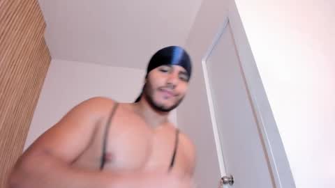 Ibraim online show from October 2025 10:43:02 PM