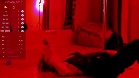 Snapshot of ice_ba_by chatting on November 2025 11:57:02 PM Milena online show from November 2025 11:57:02 PM