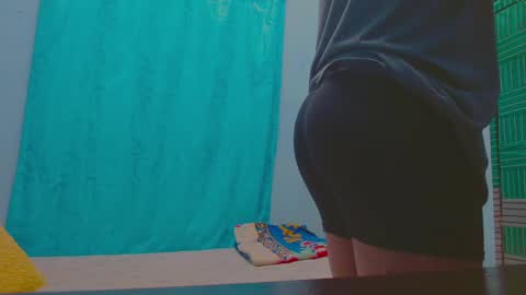 Snapshot of icyestic chatting on January 2025 02:30:01 PM bryan online show from January 2025 02:30:01 PM