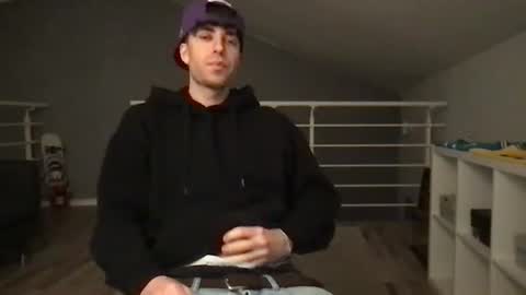 icyninesix online show from January 2025 08:04:01 PM