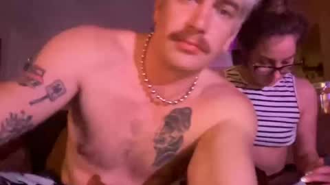 ifinkyoufreaky online show from November 2025 02:00:02 AM