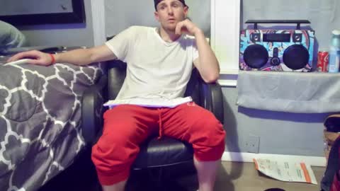 Snapshot of igetherwetter chatting on December 2024 12:32:02 AM Amiri Roue online show from December 2024 12:32:02 AM