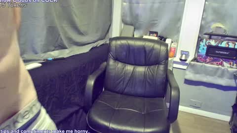 Snapshot of igetherwetter chatting on January 2025 09:02:02 AM Amiri Roue online show from January 2025 09:02:02 AM