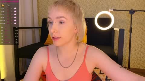 Snapshot of igotuscookies chatting on December 2024 04:29:02 PM Emmy help me reach 100 thumbs up online show from December 2024 04:29:02 PM