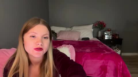 cassie online show from November 2025 06:40:02 PM