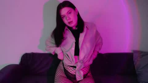 Snapshot of iintimate_flesh chatting on September 2025 12:11:01 AM Vella online show from September 2025 12:11:01 AM
