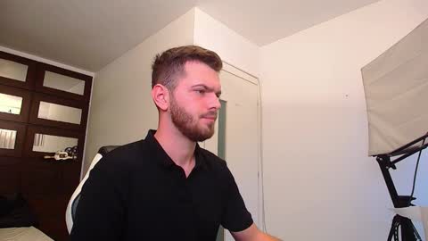 Snapshot of ikergale chatting on November 2025 06:14:02 AM IkerGale online show from November 2025 06:14:02 AM