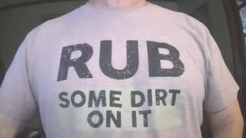 Snapshot of il_undercover chatting on November 2025 12:37:02 PM il_undercover online show from November 2025 12:37:02 PM