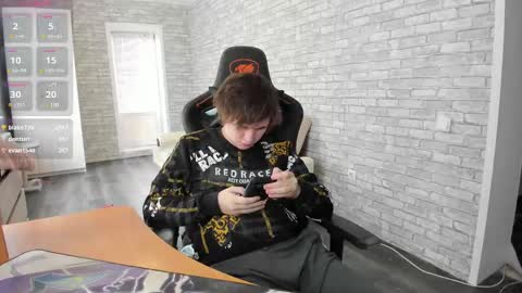 iliaskris online show from March 2025 08:30:02 AM