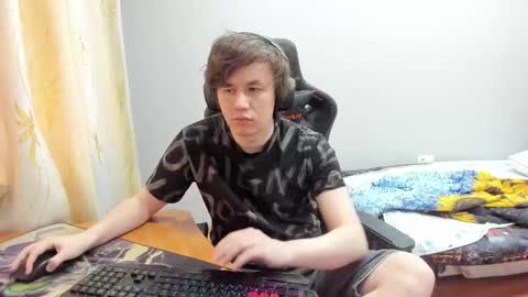 iliaskris online show from September 2025 01:37:01 PM