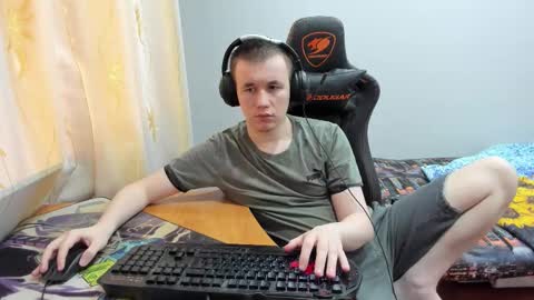 iliaskris online show from October 2025 10:15:01 AM