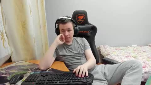 iliaskris online show from November 2025 09:50:01 PM