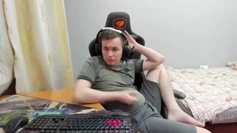 iliaskris online show from December 2025 06:15:01 PM