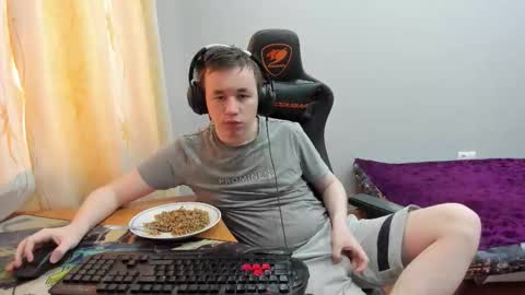 iliaskris online show from December 2025 07:36:02 AM