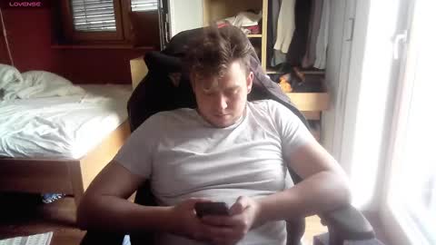 Snapshot of iloveyoutoo2000 chatting on February 2025 02:45:02 PM iloveyoutoo2000 online show from February 2025 02:45:02 PM