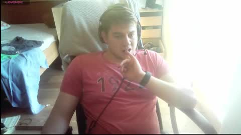 Snapshot of iloveyoutoo2000 chatting on October 2025 03:02:02 PM iloveyoutoo2000 online show from October 2025 03:02:02 PM