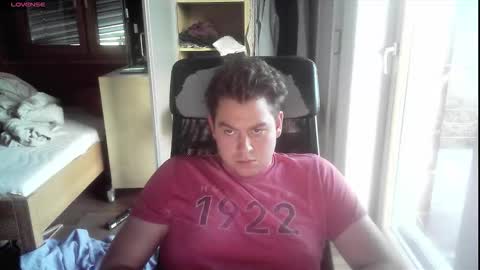 Snapshot of iloveyoutoo2000 chatting on October 2025 03:36:01 PM iloveyoutoo2000 online show from October 2025 03:36:01 PM