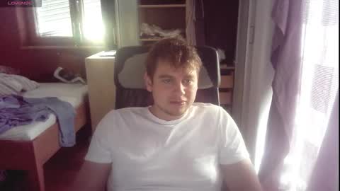 Snapshot of iloveyoutoo2000 chatting on November 2025 09:25:01 AM iloveyoutoo2000 online show from November 2025 09:25:01 AM