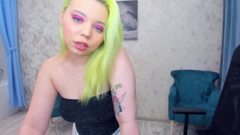 Snapshot of im__youre_sunshine chatting on February 2025 05:51:01 PM Roxy online show from February 2025 05:51:01 PM