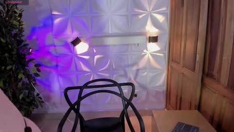 Snapshot of im_crisvega88 chatting on October 2025 03:40:01 AM criss online show from October 2025 03:40:01 AM