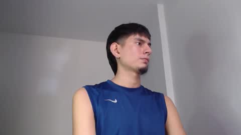 Snapshot of im_davo23 chatting on November 2025 06:18:02 PM Davo online show from November 2025 06:18:02 PM