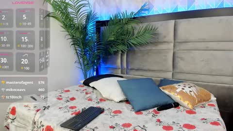  Im Gaia online show from December 2024 08:11:01 PM