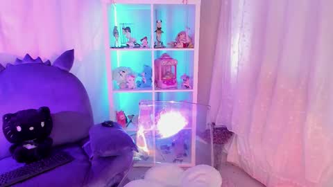 Anna  online show from October 2025 12:22:02 PM